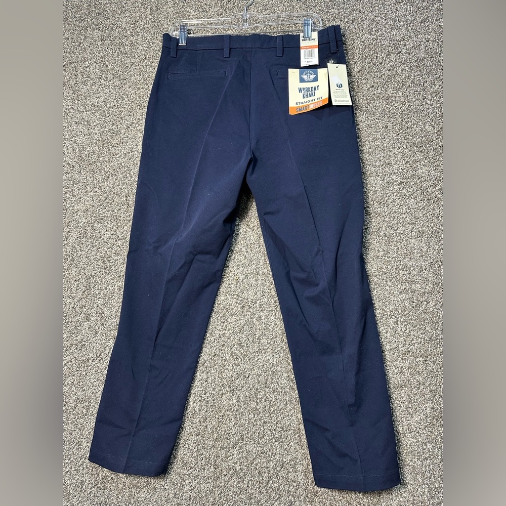 NWT Dockers Men's Straight Fit Workday Khaki Size 32x30 - Picture 4 of 7